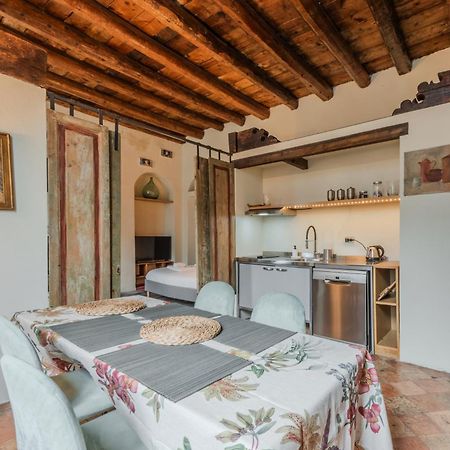 Appartement Porta Garibaldi Antique Charm à Milan Extérieur photo